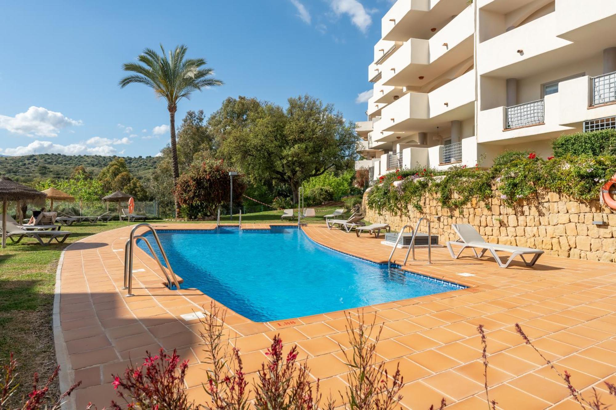 Elviria Hills By Kura Homes Apartemen