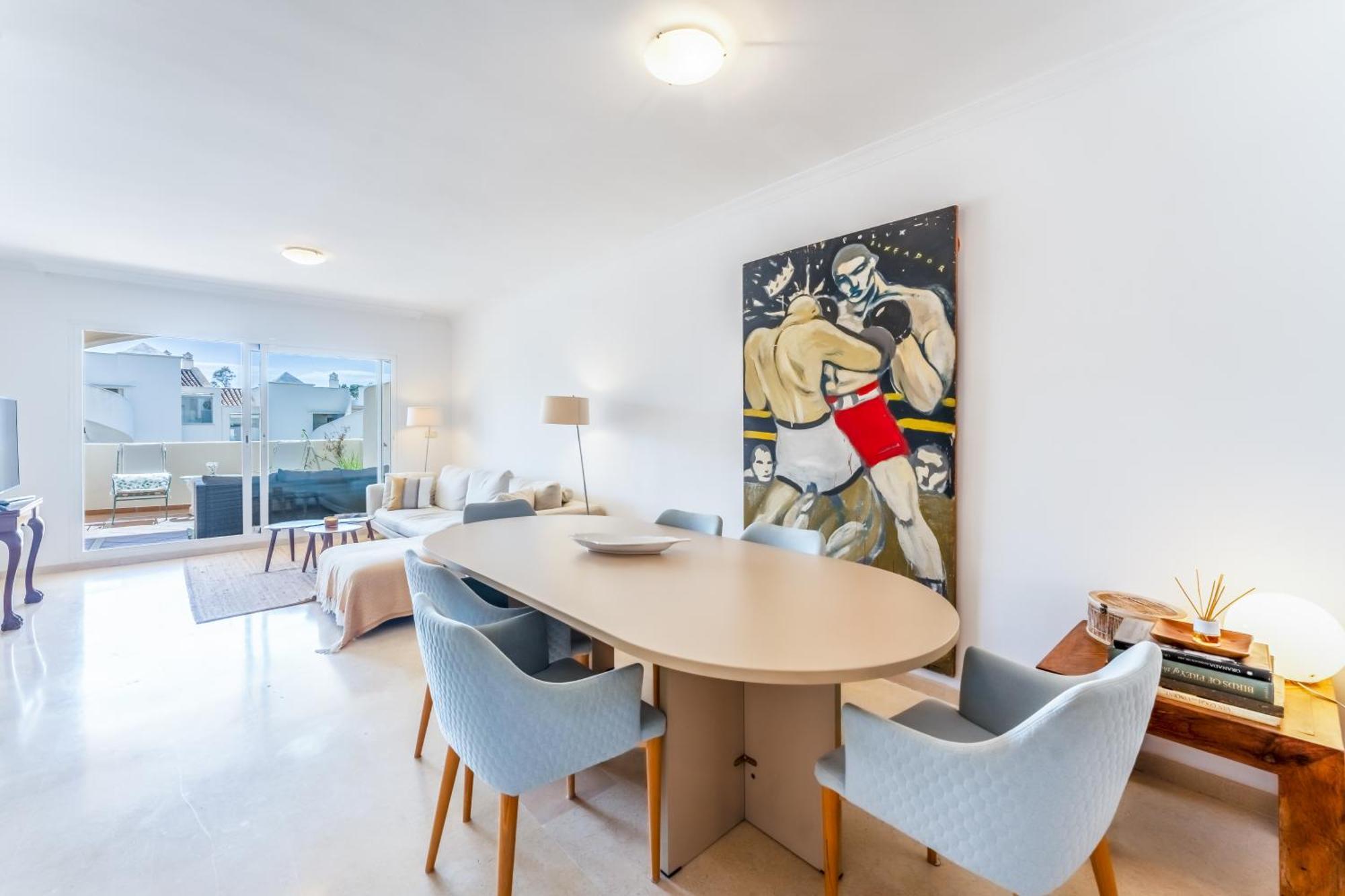 Apartemen Elviria Hills By Kura Homes